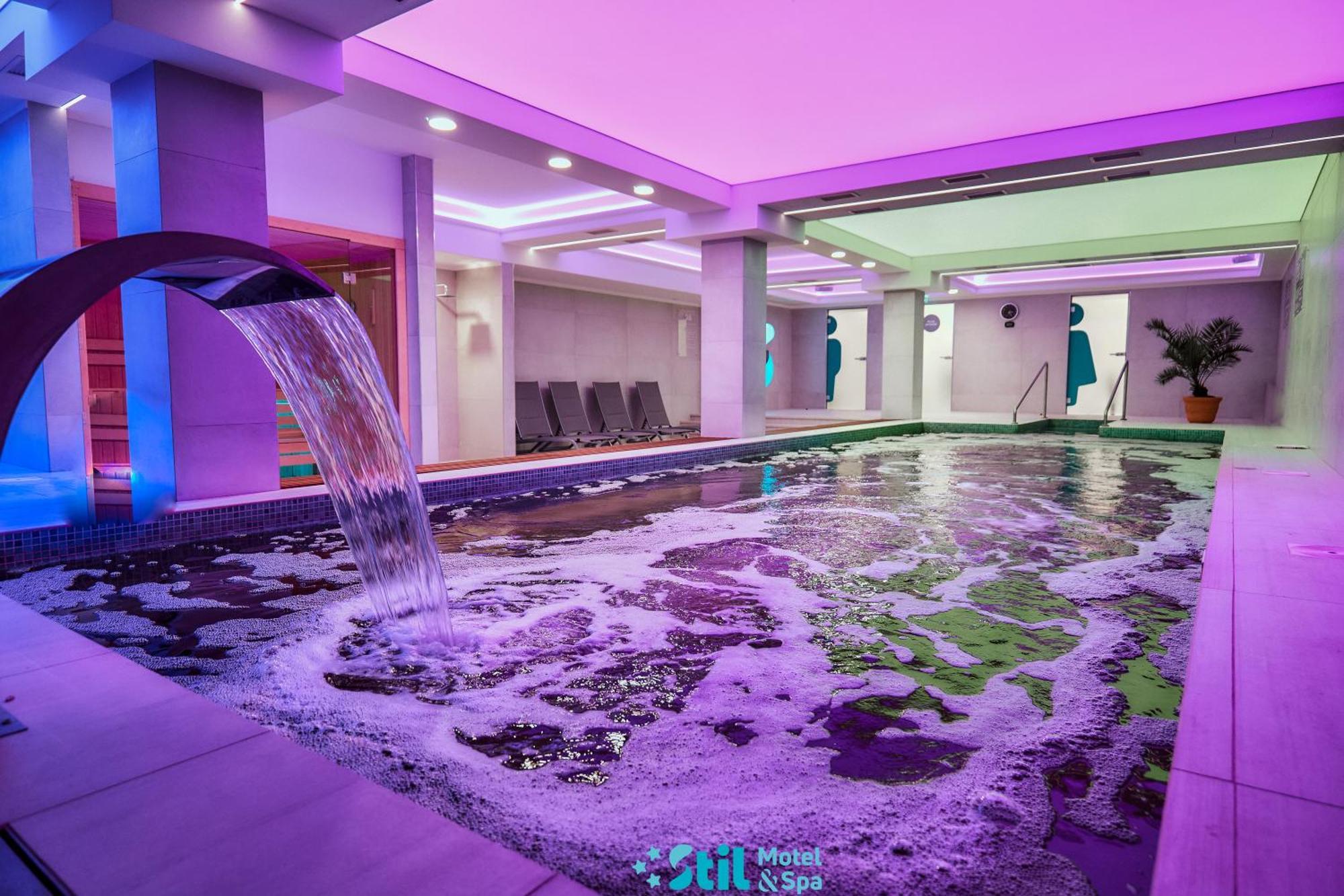 Stil Motel & Spa Tasnad Exteriér fotografie